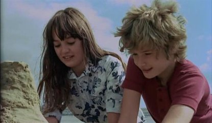 想拥有两小无猜的友情吗?看看这部电影仔细体会一下吧