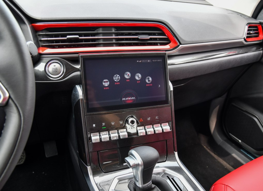 哈弗f5试驾评测:暴力绅士力量感爆棚,用料诚意豪华感十足