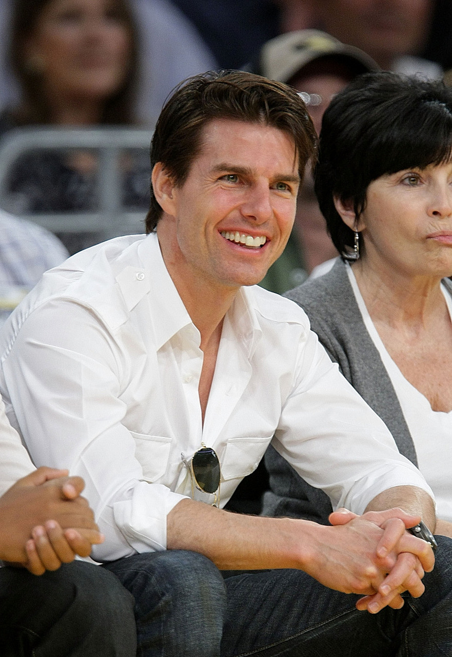 全球最帅男星阿兰·德龙决定安乐死,引起轩然大波!