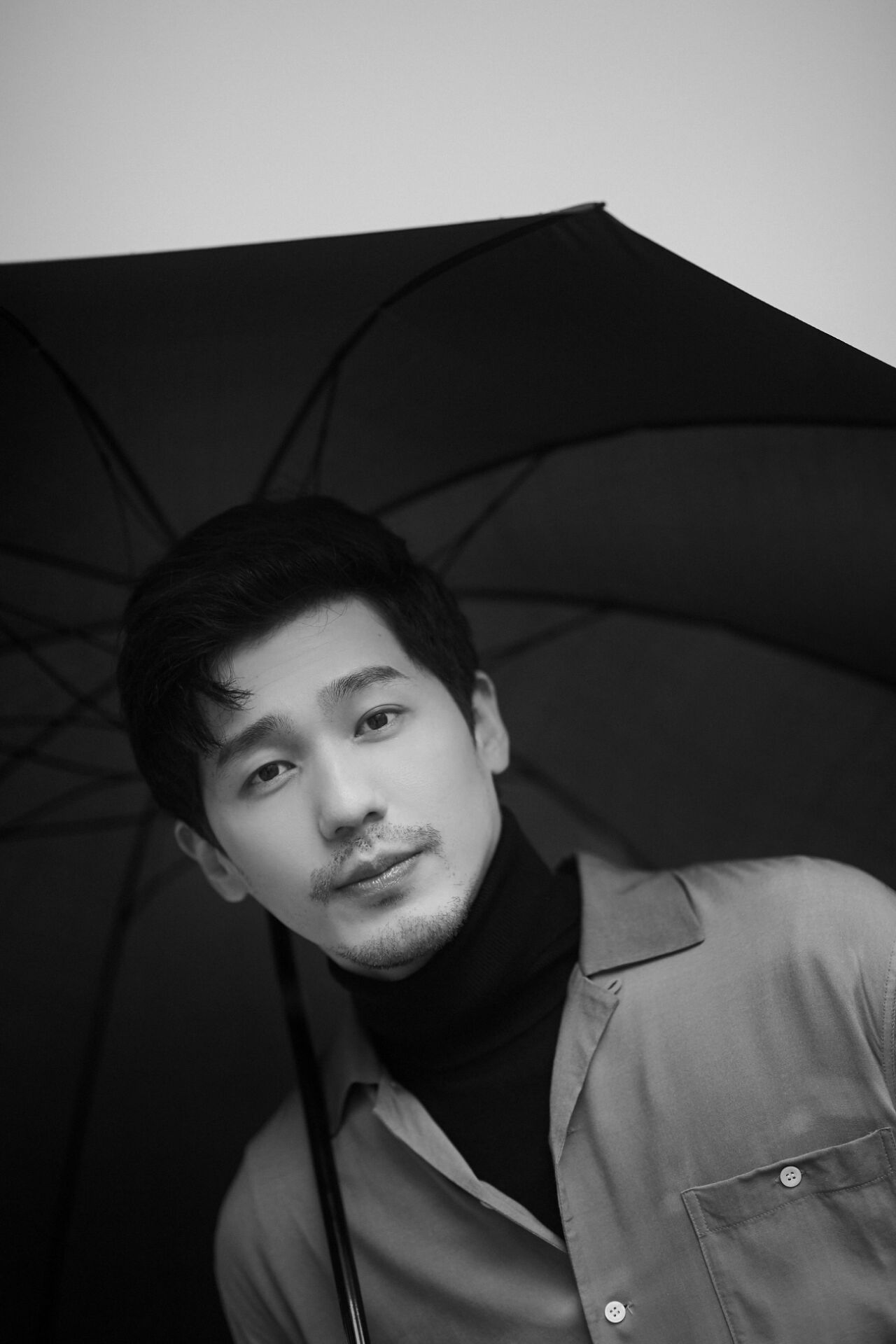 "诺澜"男友,镇魂颜值担当白宇时装写真!潇洒的男人最让人心动