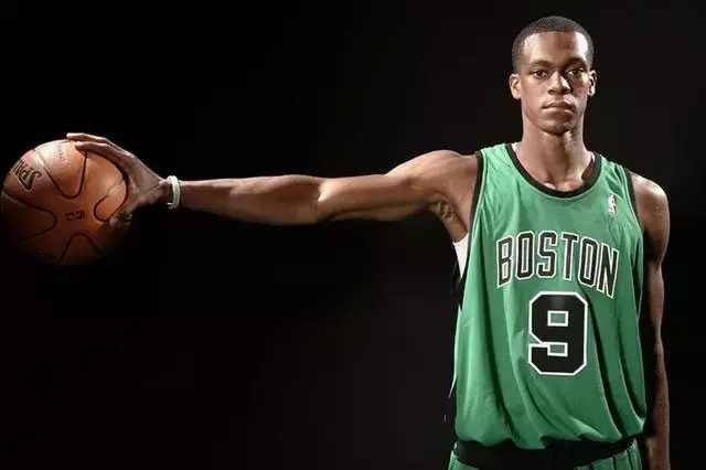 现役单手抓球最帅的七位球星,一位底薪球员可复制乔丹