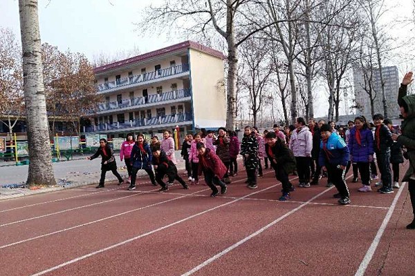 中牟县东风路小学:体音美技能测试 促学生全面发展