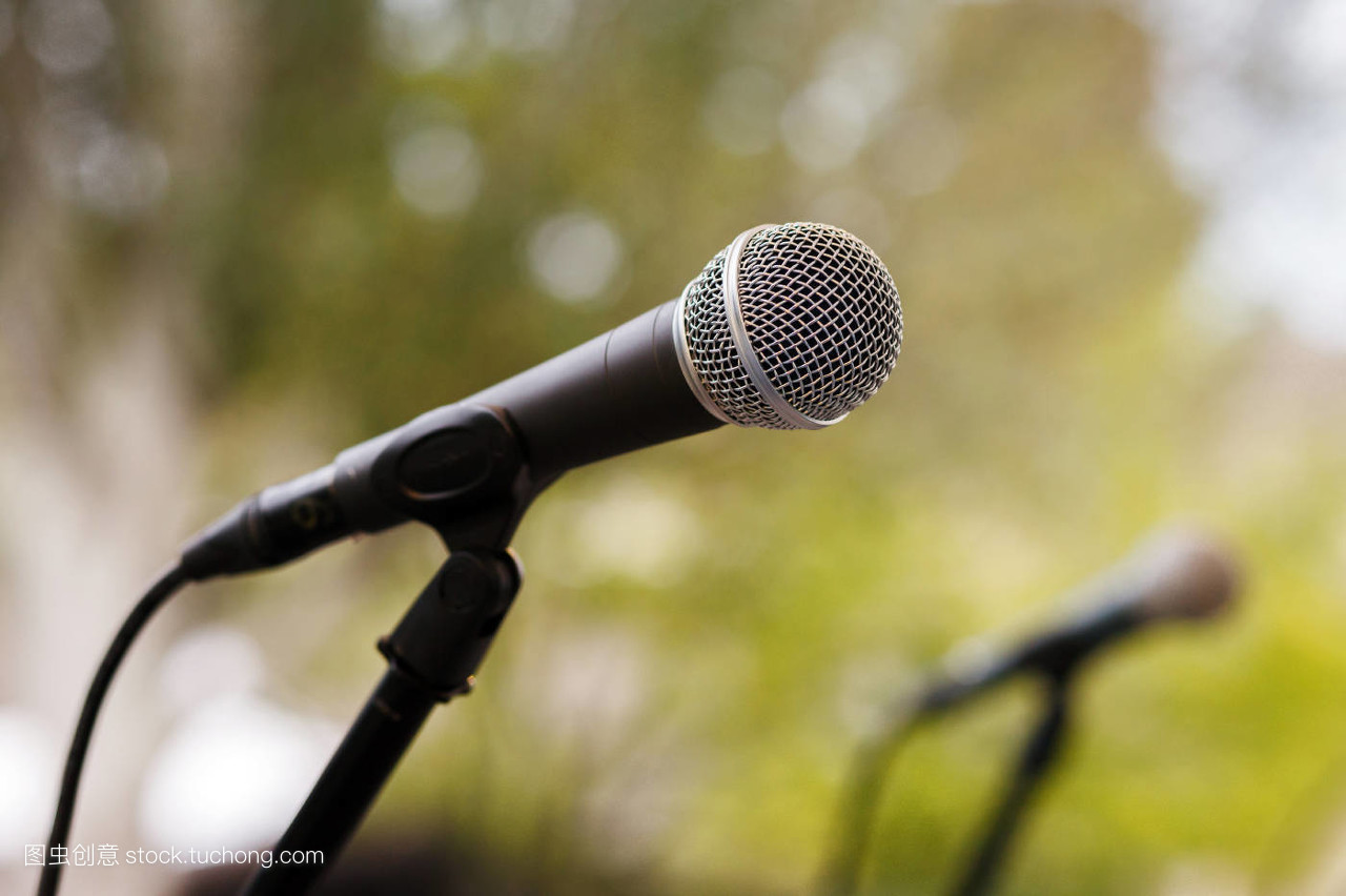 "勿谓言之不预也!"这位县长的讲话,有气势,有气魄,有气场!