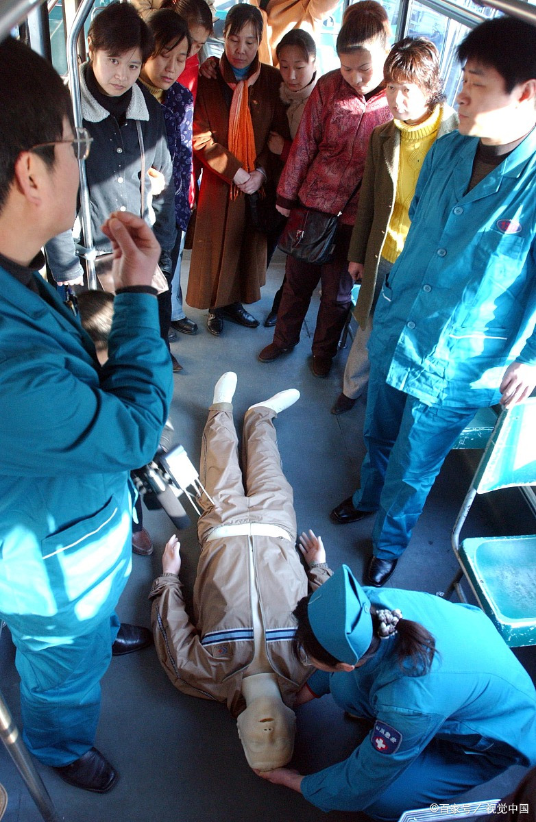 警方介入  文/世明  震惊!河北邢台的小学生竟然在课堂上遭遇不幸!