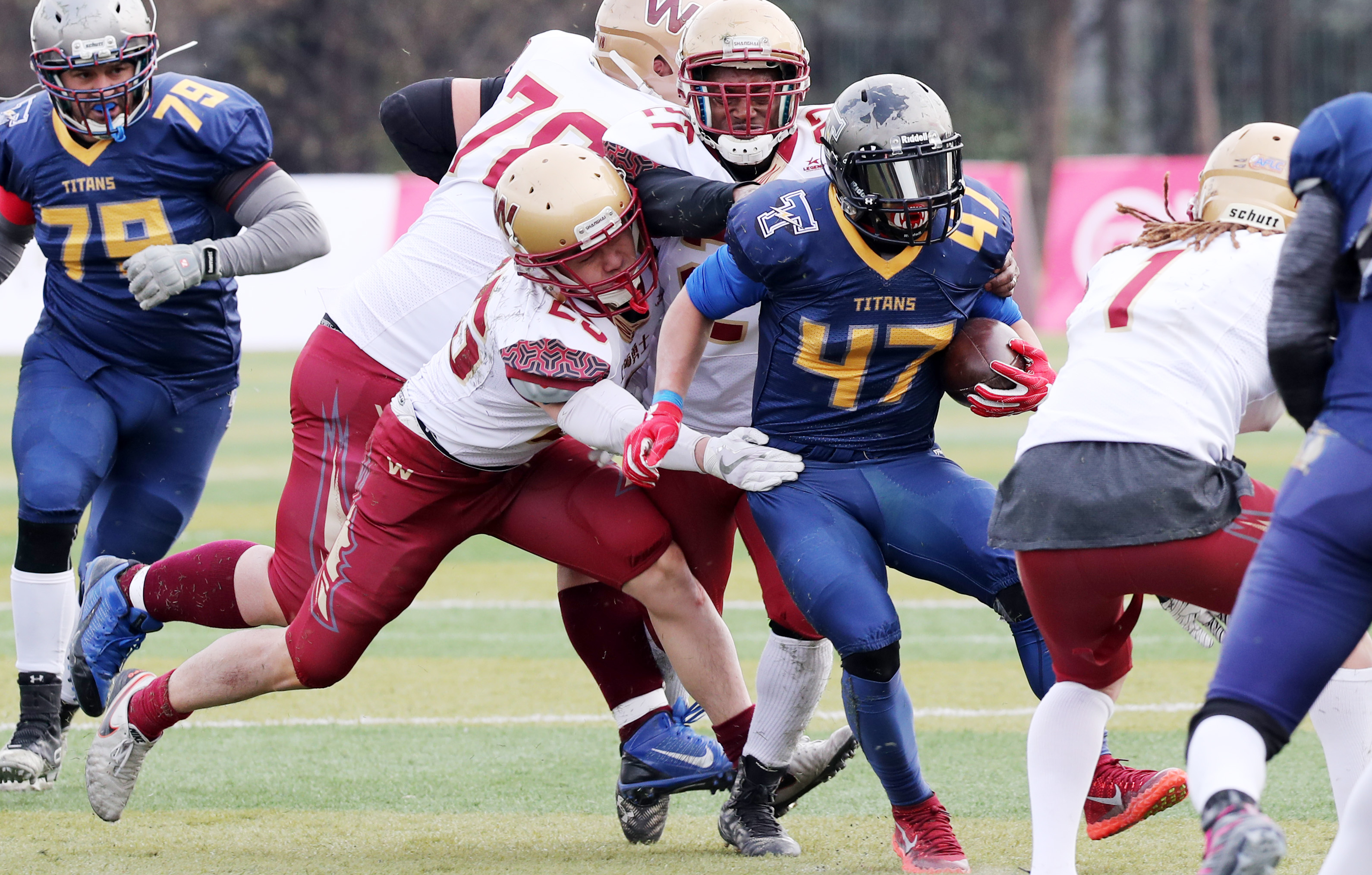 (体育)(7)橄榄球——中国美式联盟联赛:上海勇士夺冠