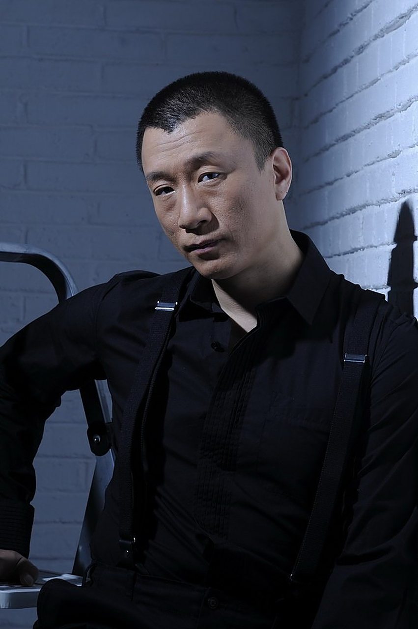 演员孙红雷说:当年演《潜伏》那部戏纯属意外,因为接到《潜伏》剧组