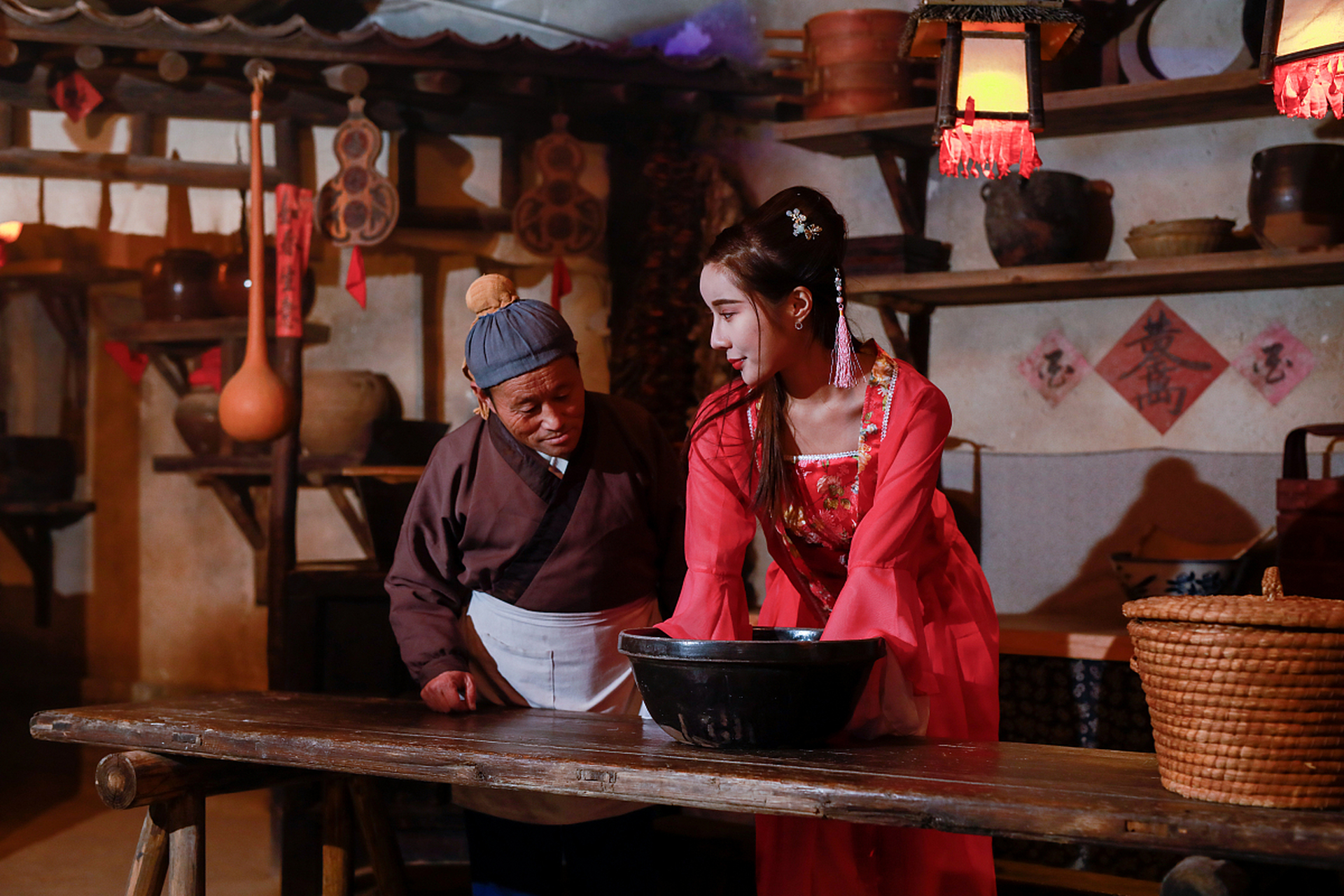 1.清河县沿街商铺一套,市值400万左右; 2.