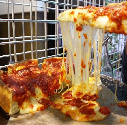 美食图集:cheese pizza奶酪比萨美食图,看得都流口水了,想吃