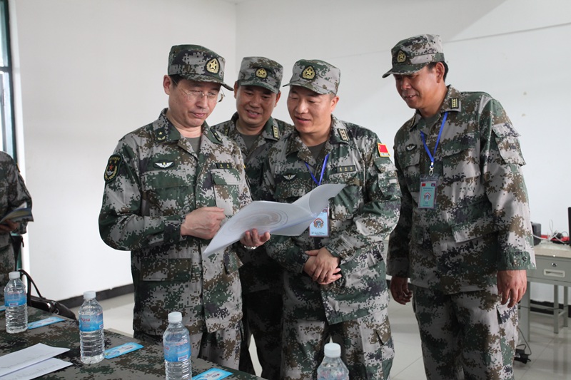 解读:军队中军长和司令到底谁的级别更高?这还真不好说!