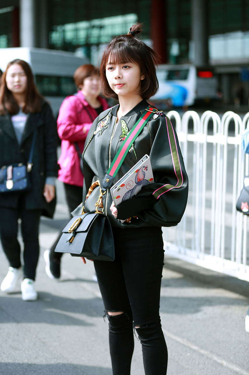 谭松韵没想放弃流量ip剧本资源,但同时也会时刻注意业内优质正剧本子.