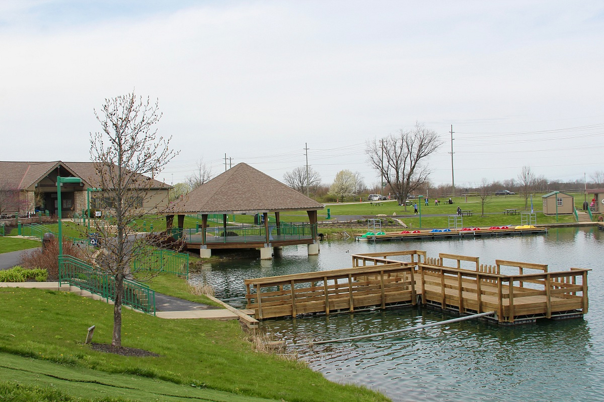 千盛农庄位于南京南郊的绿色走廊,距市中心约20公里,占地2400亩,自然