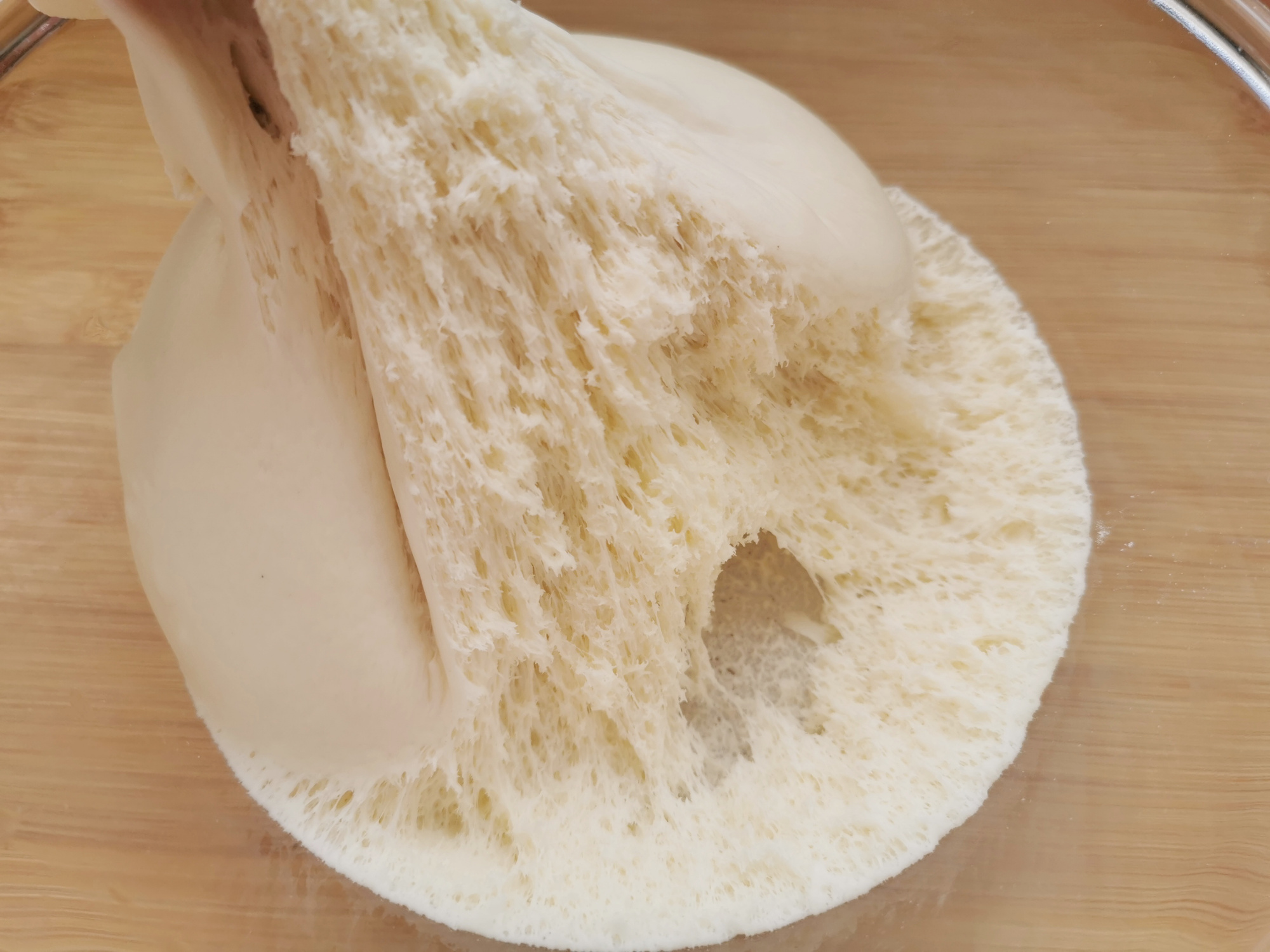 酵母粉发面做馒头太慢?教你一招,半小时就能发满盆,简单省事