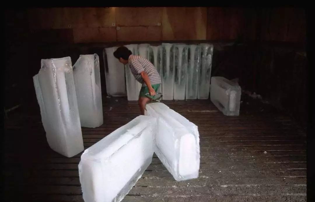 的 认 识 原来冰和水是这样的关系呀,那冰在我们的生活中,有哪些用处