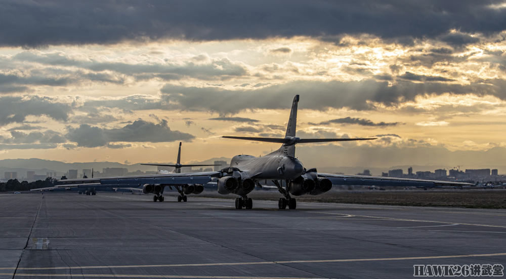 怀特曼空军基地特殊活动 为前线部署的飞行员子女举行vip航展