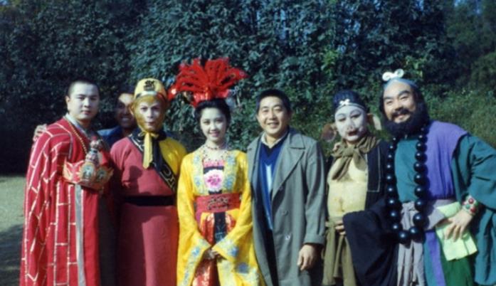 老版《西游记》珍贵老照片,唐僧师徒四人幕后合照,满满的回忆杀