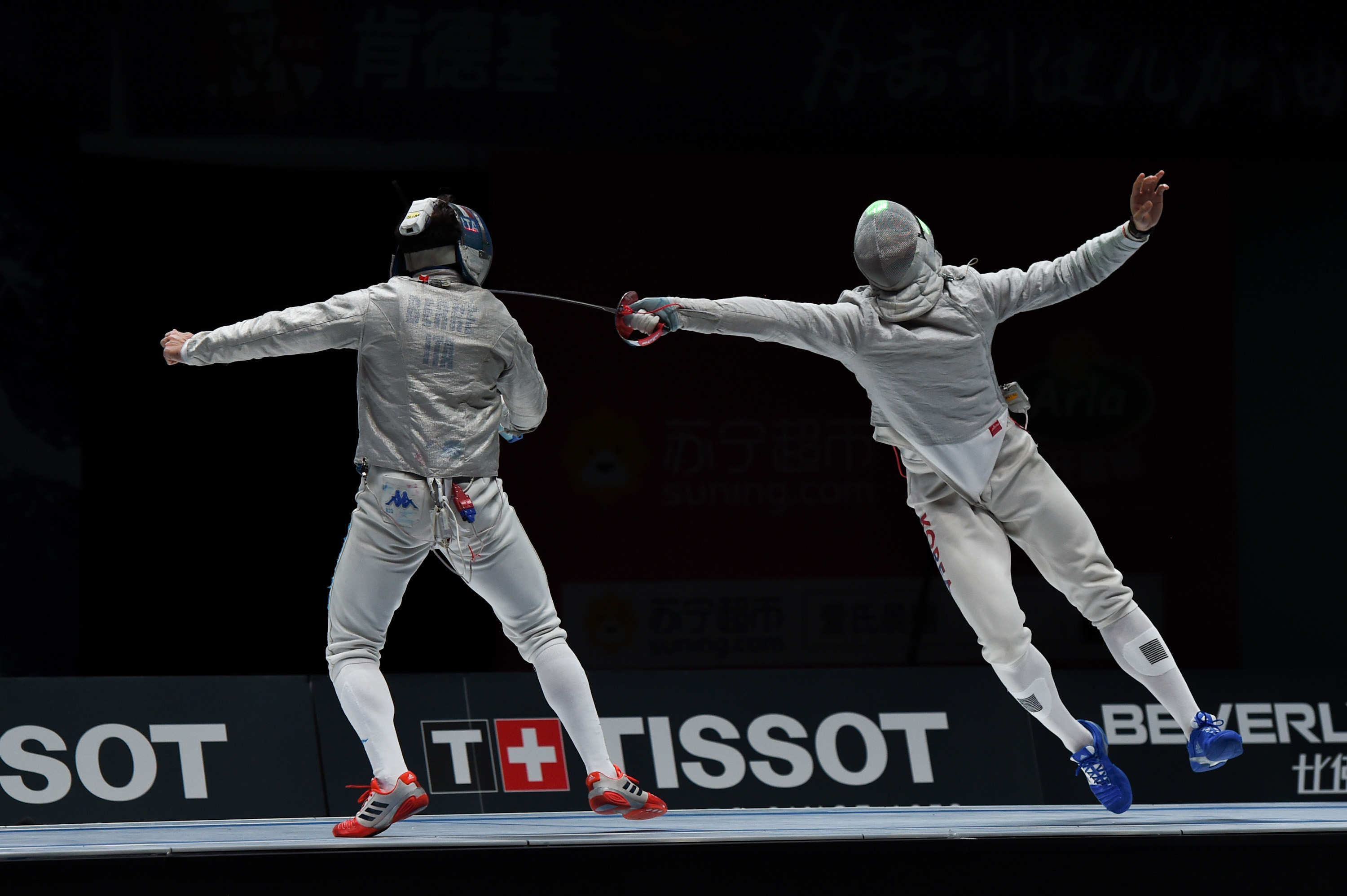 击剑——世锦赛:韩国队夺得男子佩剑团体冠军(3)