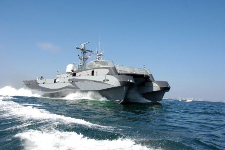 全铝合金舰身 外形科幻感十足 国产三体船和美军有何异同?