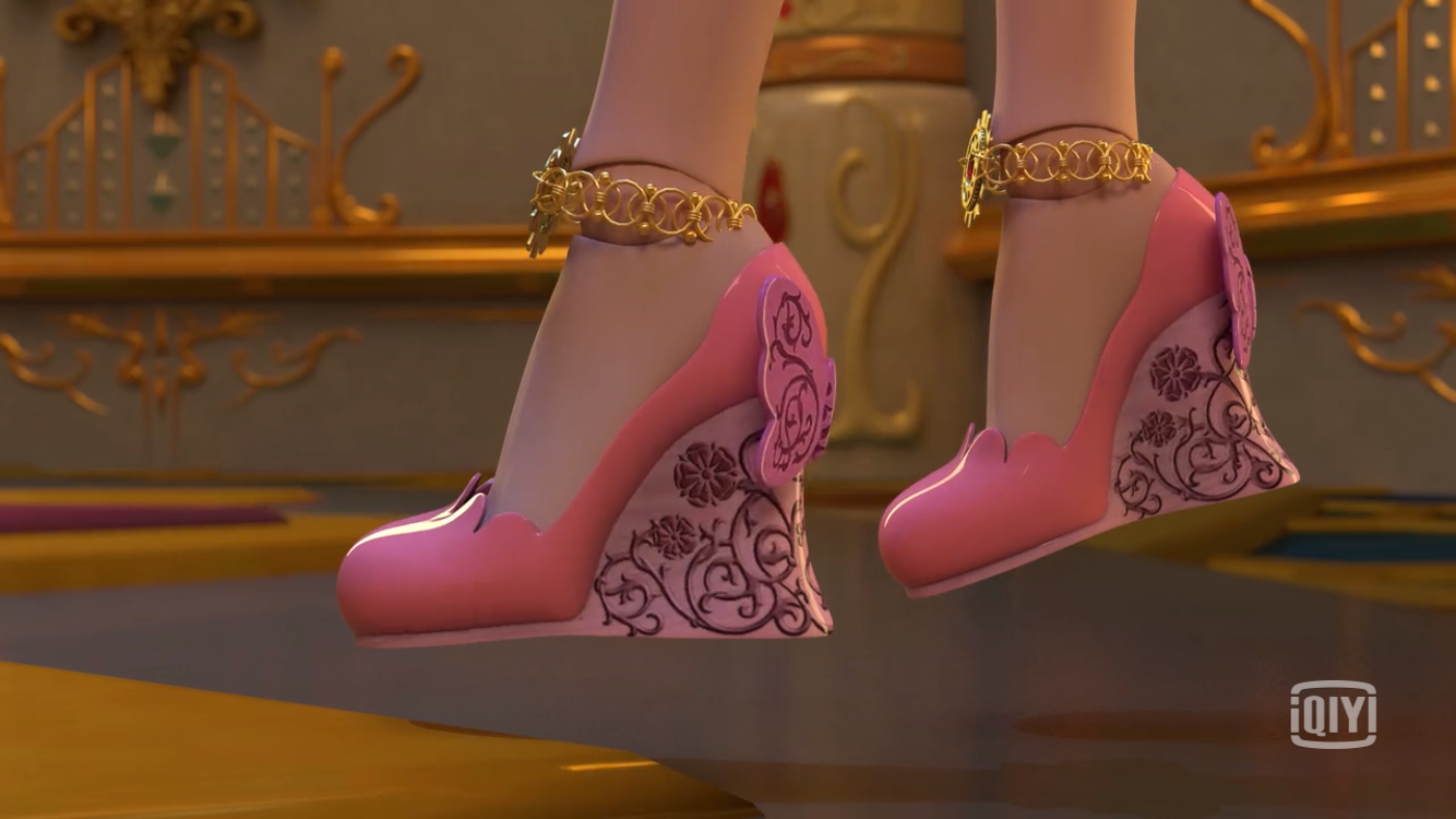 《精灵梦叶罗丽》中最爆款的鞋子,造型独特,有三个人都穿过