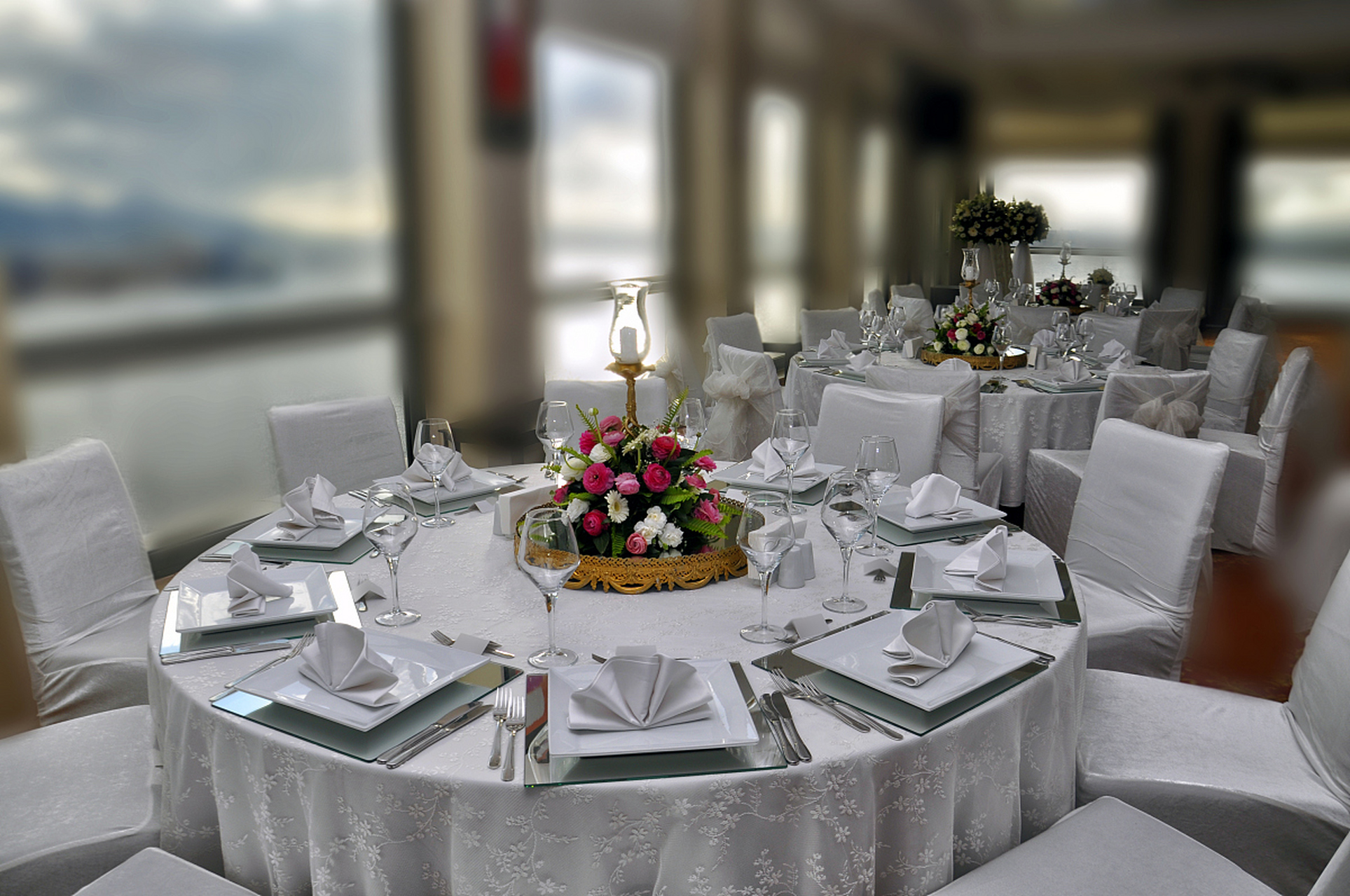 [原文:宴会台面设计及说明]