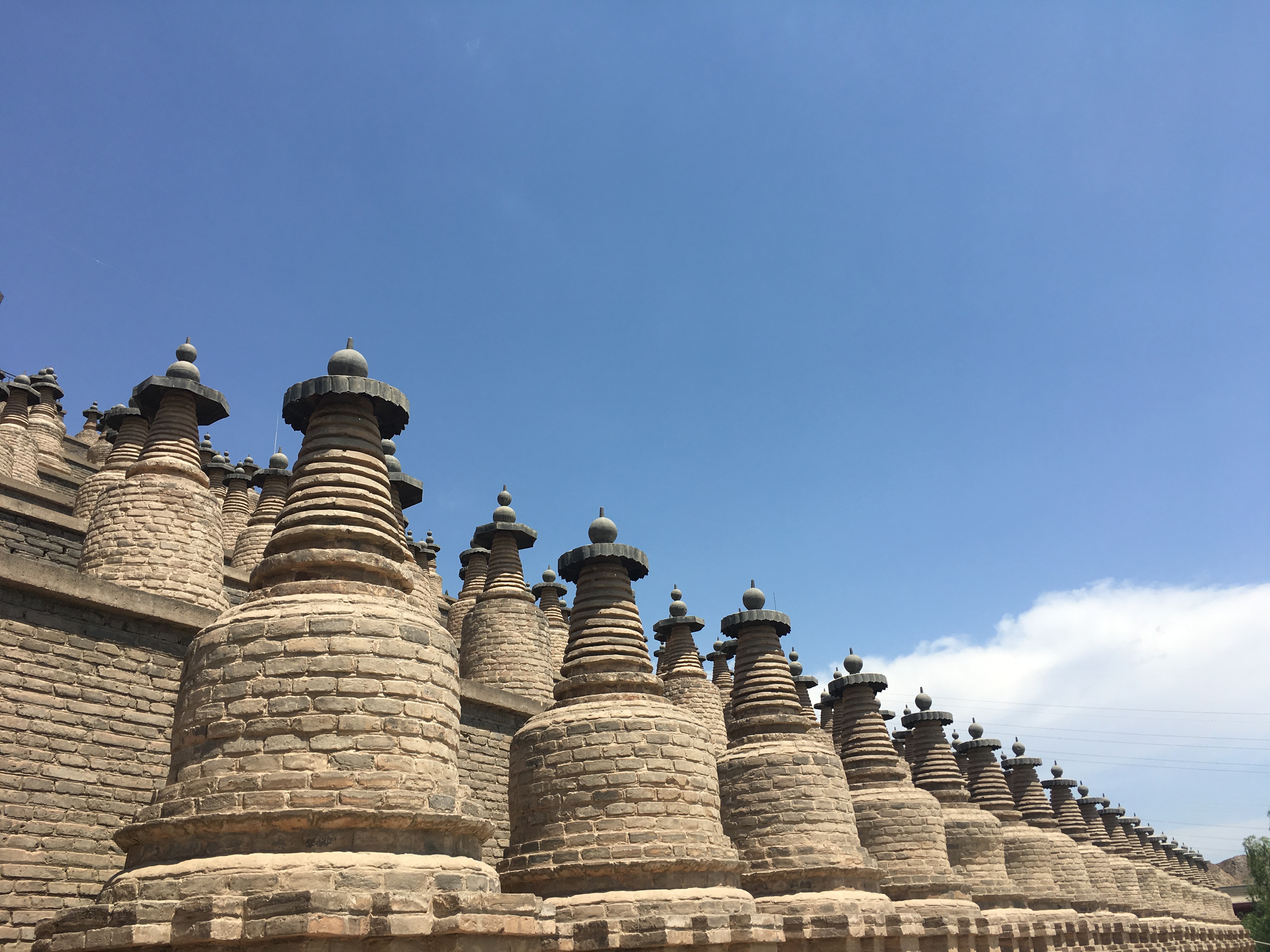 神秘的西夏王朝,为何盖起规模庞大的108塔