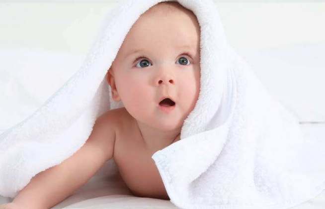 父母要对宝宝的敏感能力掌握,这样才能让小娃良好的长大!