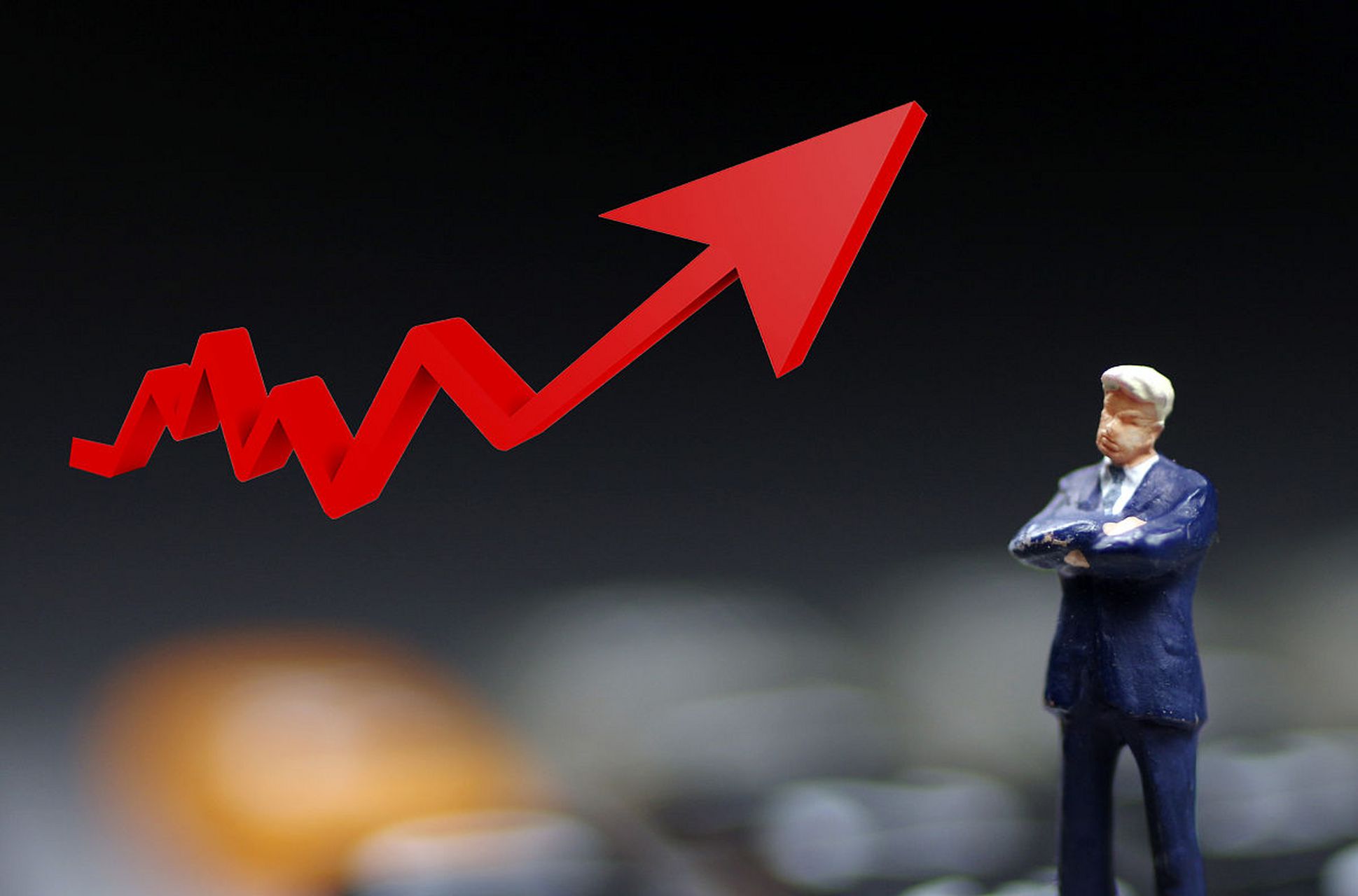 最近的新闻带来了一股强烈的利好,股市和人民币都出现了直线上涨的