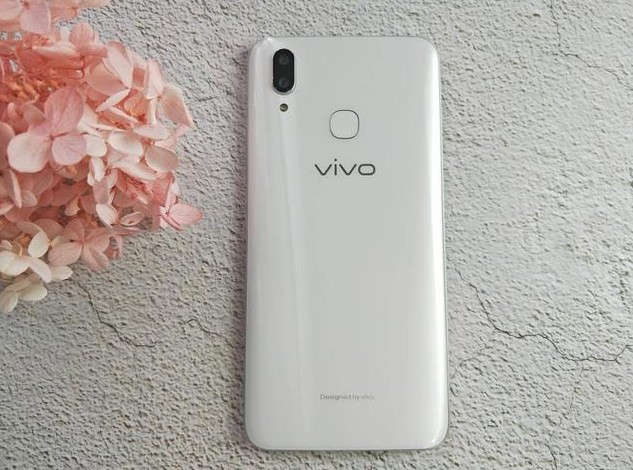 vivo x21价格暴跌:aie芯片 6.28英寸 128gb 三摄,如今