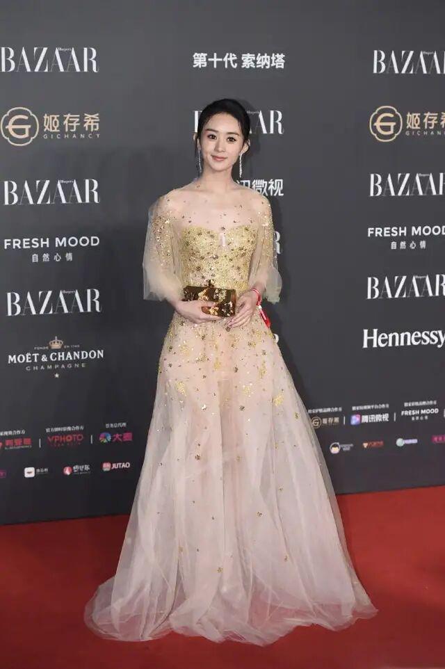 芭莎慈善夜红毯,林允发福,赵丽颖气色差,最美的是已当妈妈的她标题