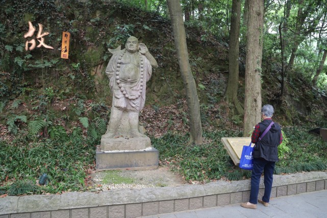 杭州钱塘江边千年古塔,武松在此出家鲁智深在此圆寂