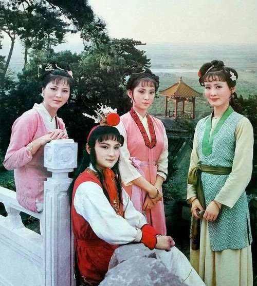红楼梦中晴雯为什么会输给花袭人?