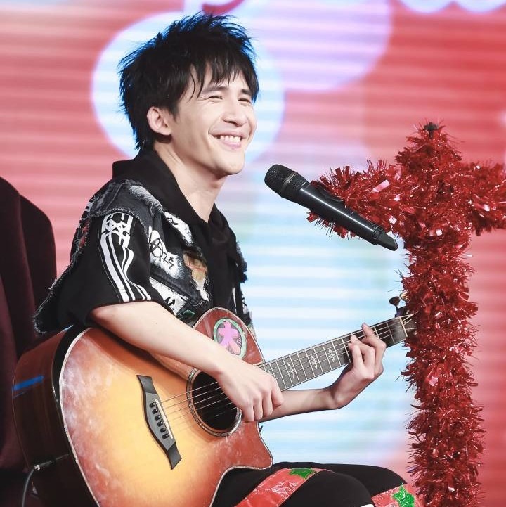 大张伟:嘻嘻哈哈也有态度,活得开心才最重要