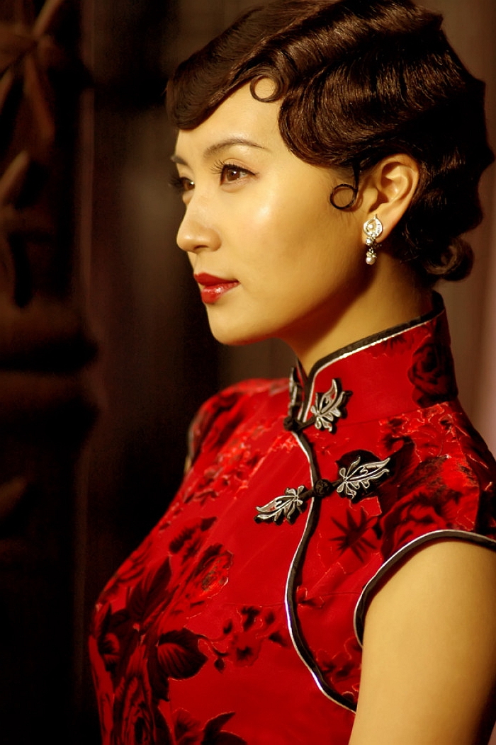 娱乐圈穿旗袍最美的五大女星,刘亦菲温婉动人,最后一位最经典!
