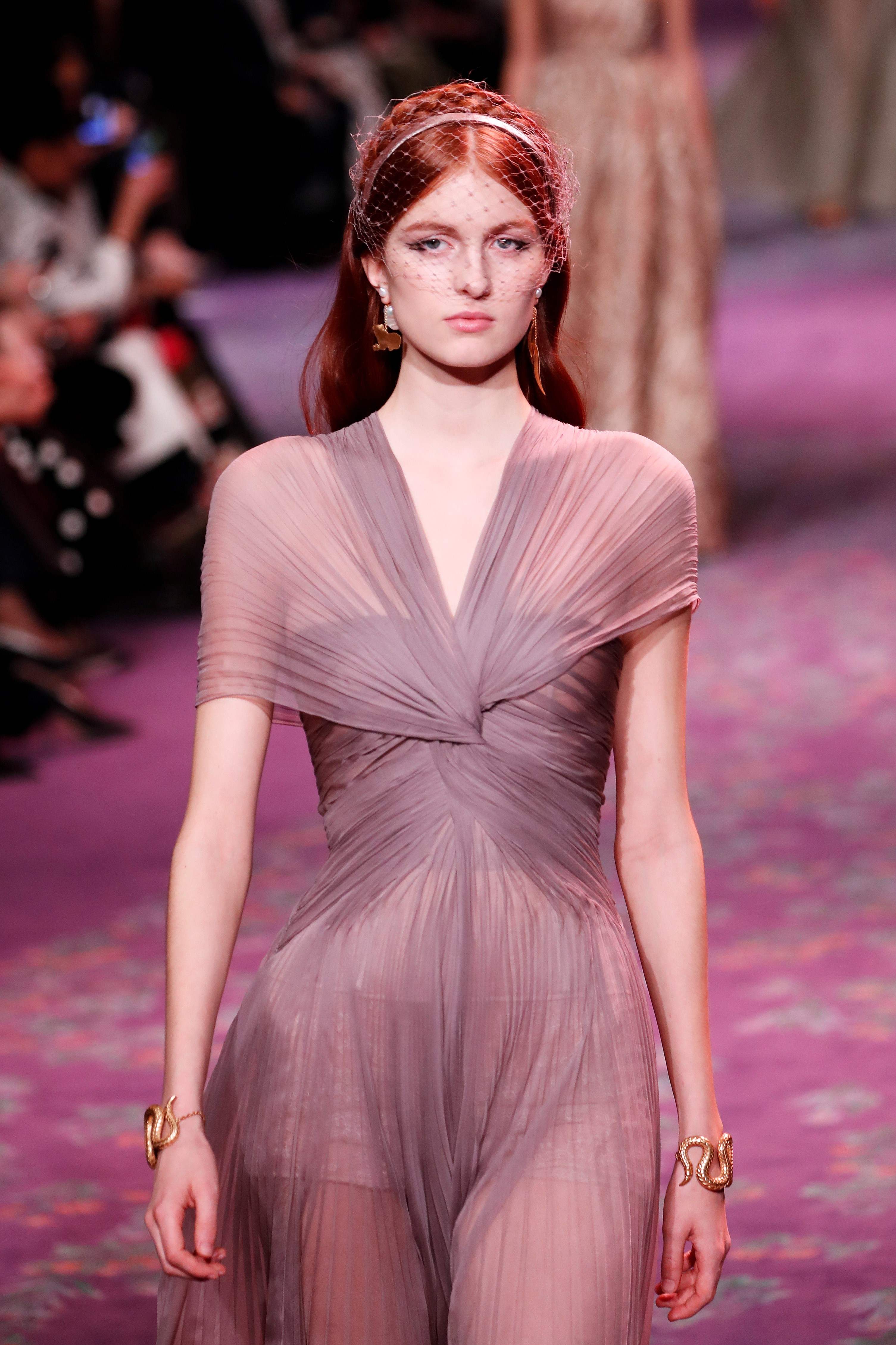 迪奥品牌亮相巴黎高级定制时装周(3)