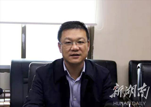 周俊文主持召开湘乡经开区市长调研会