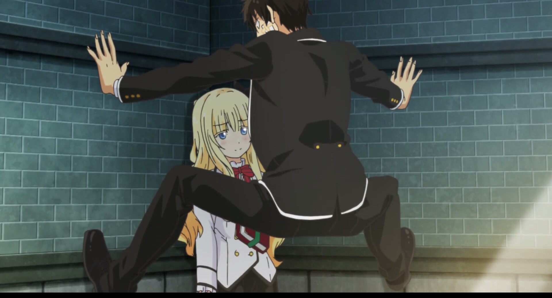 「寄宿的朱丽叶」欢喜冤家,两人秘密恋爱,暴露就是死刑