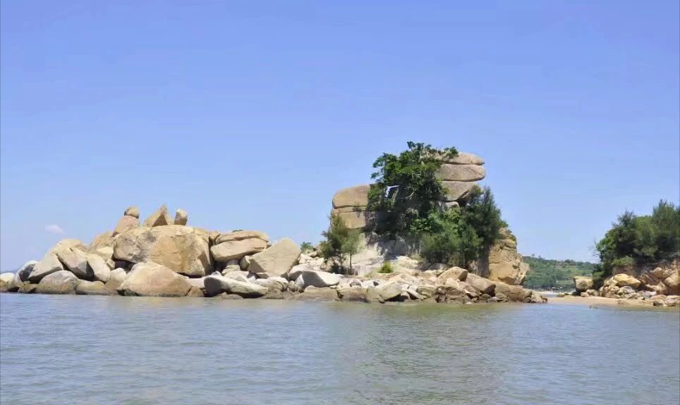 汛洲岛:适合露营的好去处