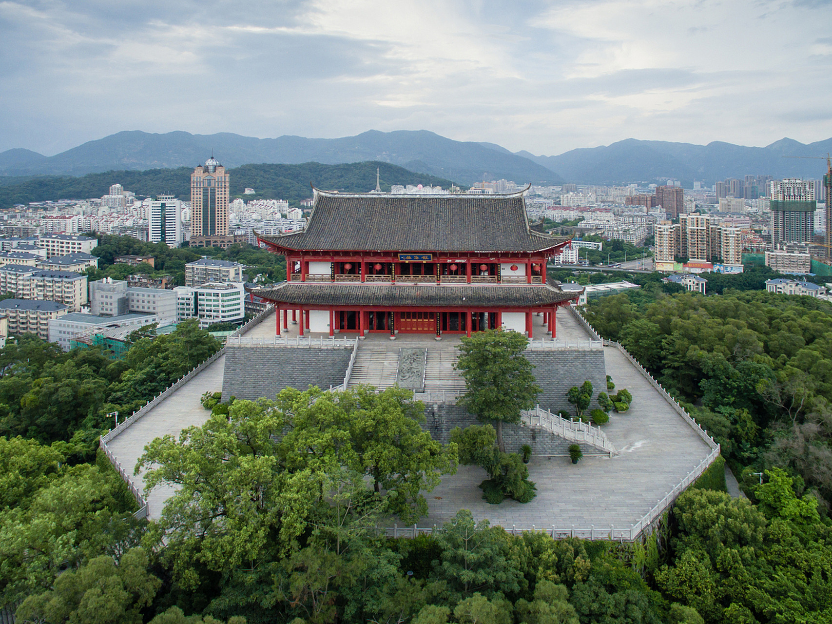 福州屏山公园镇海楼图片