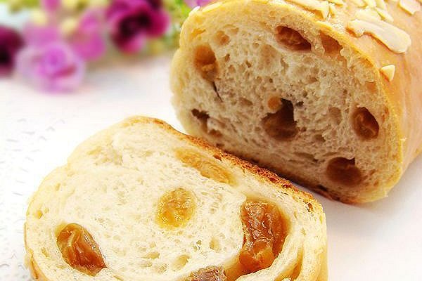 告诉大家葡萄干面包和肉桂葡萄面包卷的巧妙做法,快来看看吧