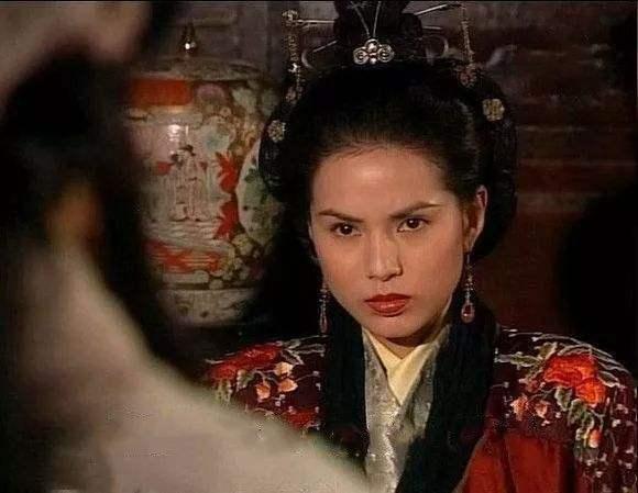 手下并非只有四人组,姑苏慕容氏其实人多势众