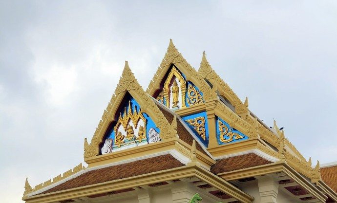 这座寺庙是泰国三大国宝之一,由三位华人集资建成!