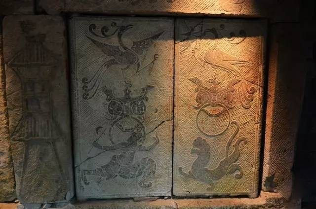 由衷感叹我国汉代画像艺术如此丰富多彩,震烁古今