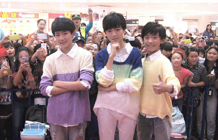 tfboys出道5年,易烊千玺究竟经历了什么?如今的他荷尔蒙炸裂