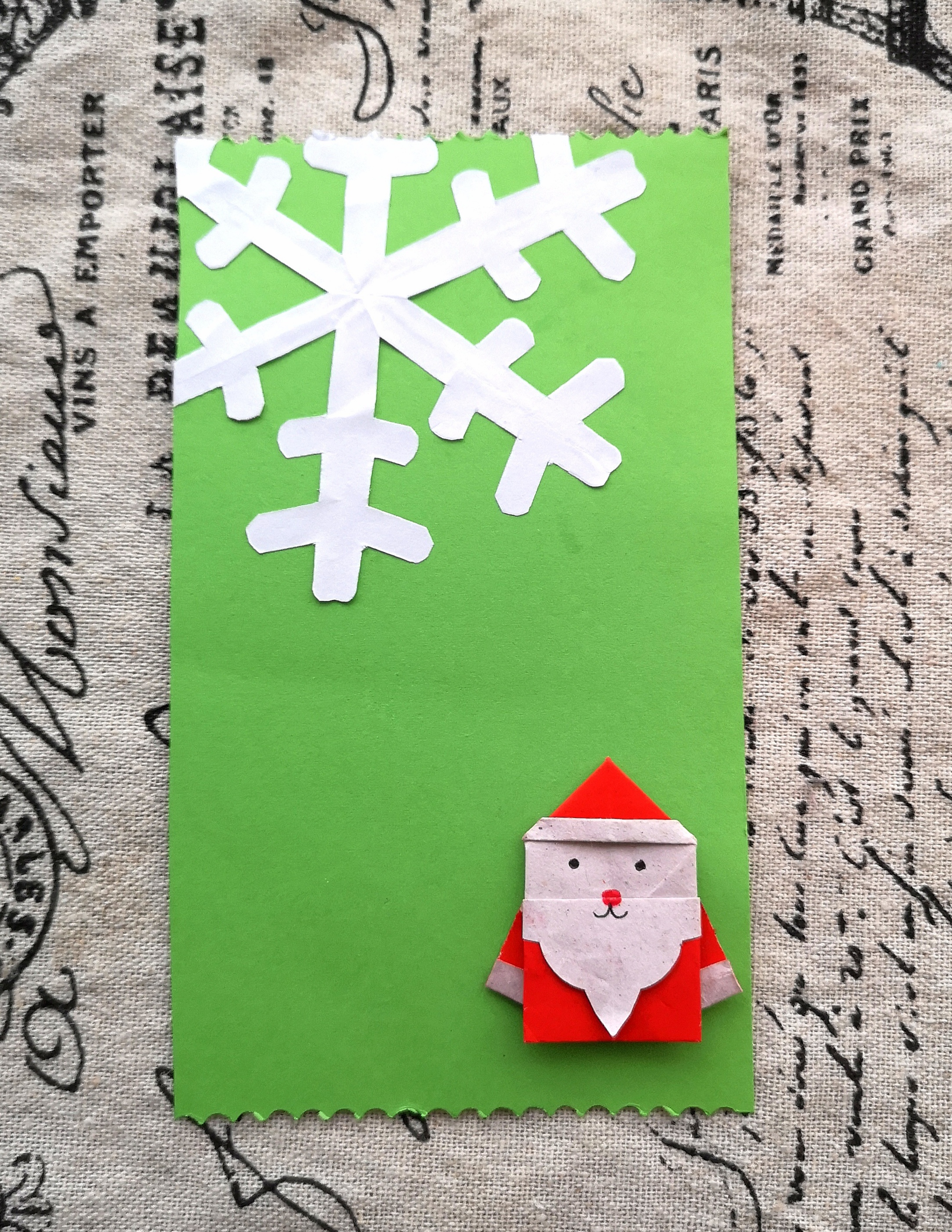 5雪花和圣诞老人一起粘到卡片上,白色圣诞节气氛轻松get!