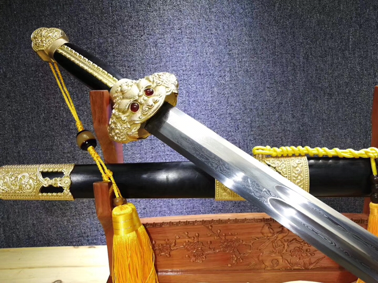 古代兵装大剑耐久图片