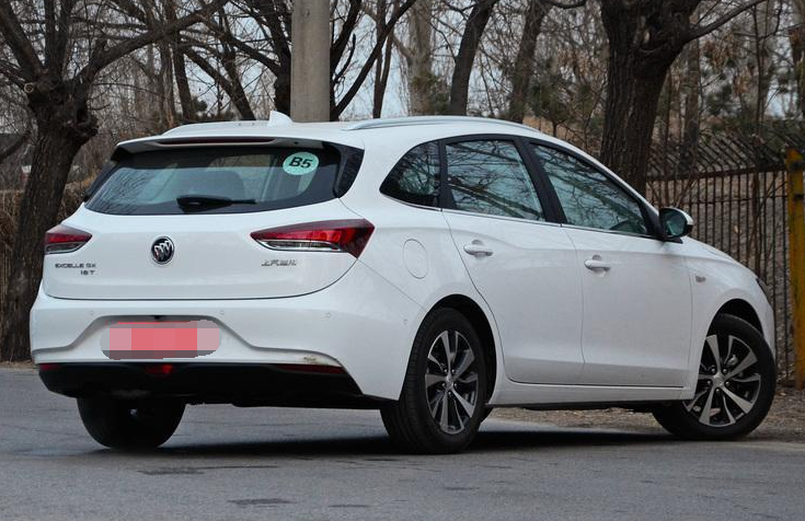 这款别克阅朗,整体车型时尚充满动感,在路上更抢眼!