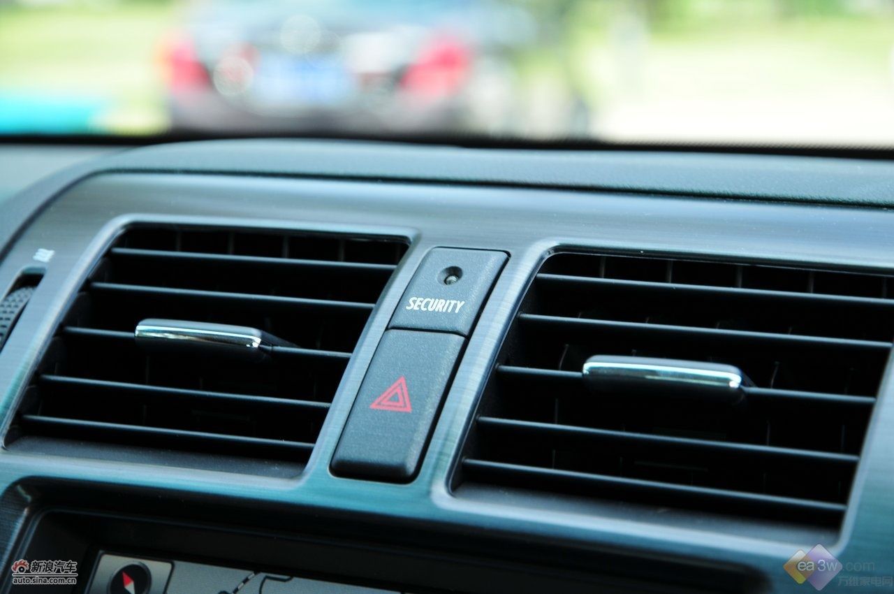 行车开空调,多做这一步,既制冷还省油!