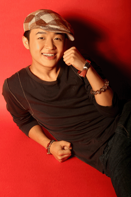 包贝尔给女儿剪坏刘海,夸赞女儿不介意,网友:她长大你敢试试吗