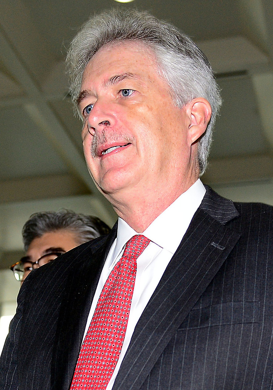 日前,美国中央情报局局长伯恩斯高调公开宣布,美国已经在中国重新建立