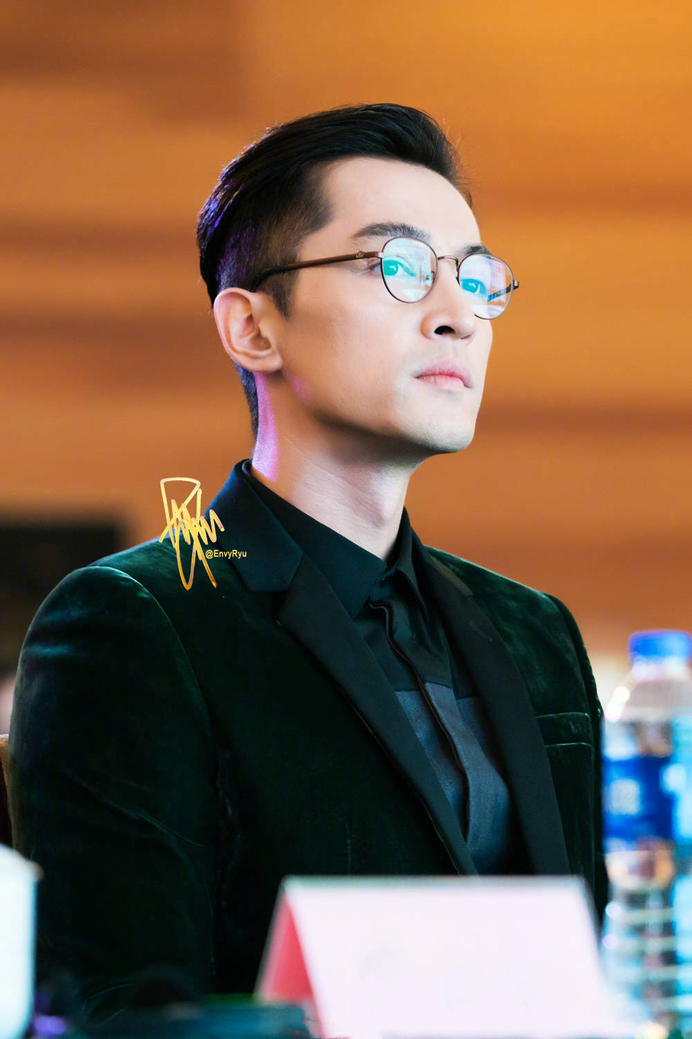 胡歌!你知道你迷倒了多少女人吗?