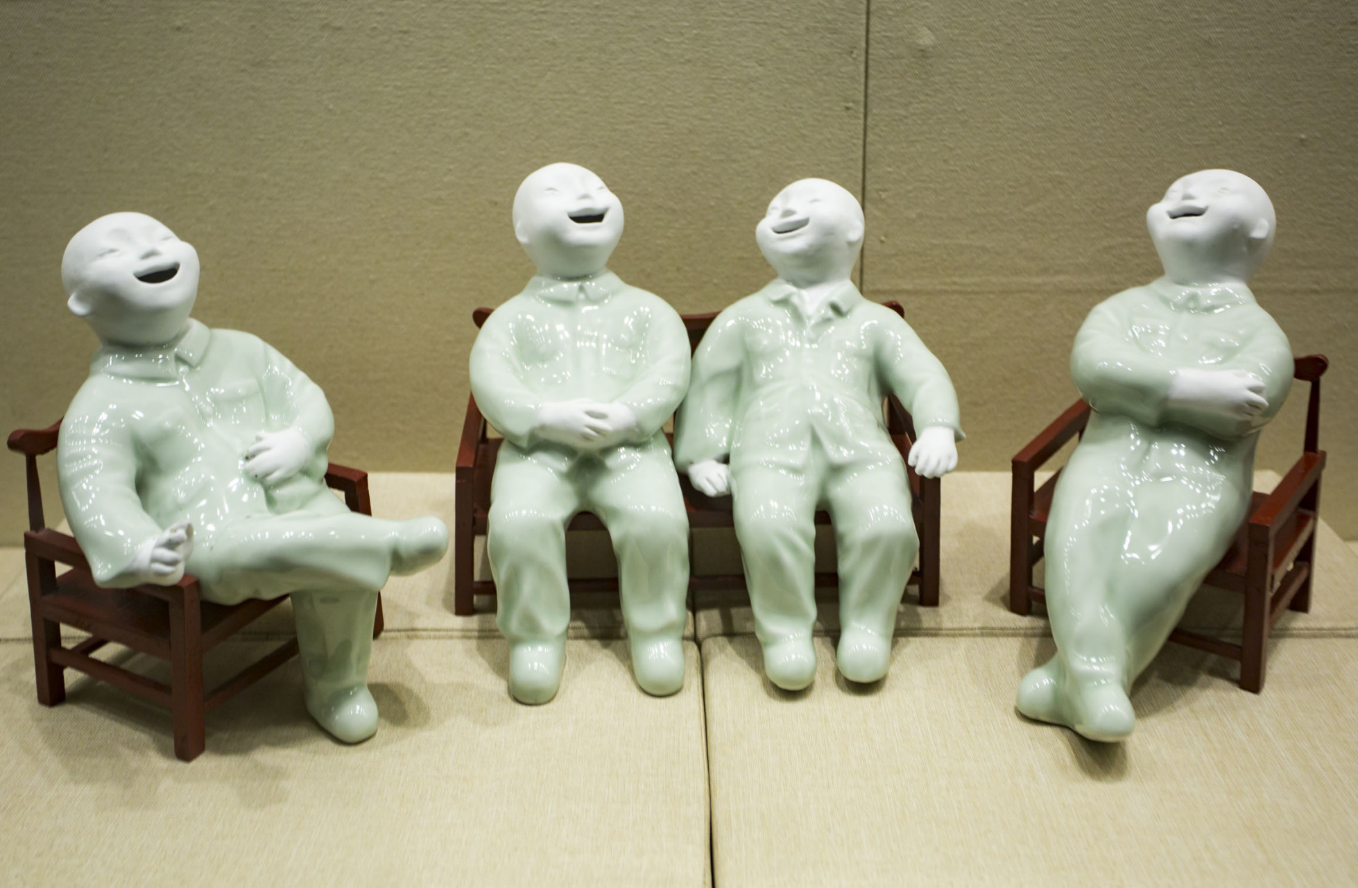 遇事"糊涂"莫烦恼  牛学恩介绍说,消化科门诊上的胃肠病,90%以上都是